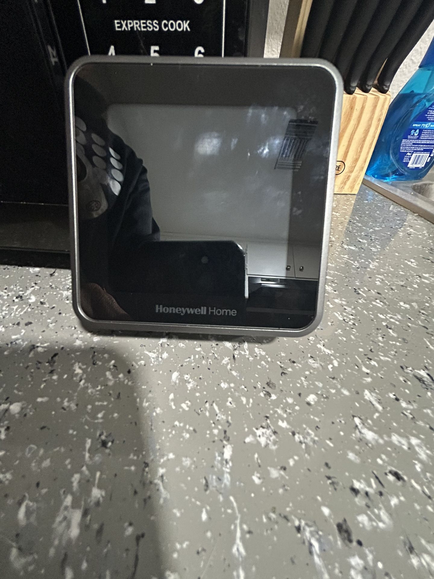 Honeywell Thermostat