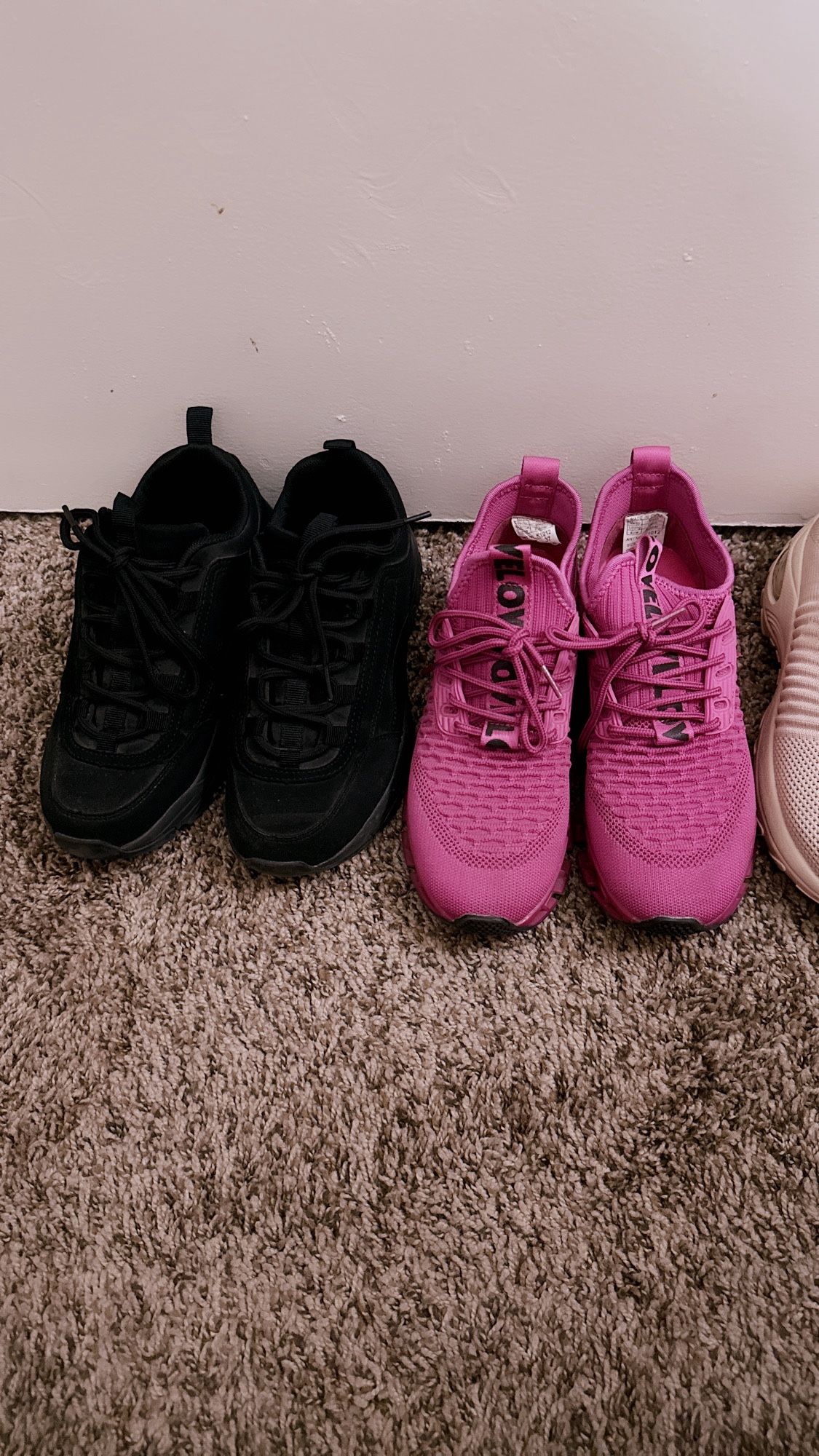 shoes in perfect condition, size 6 1/2 and 7