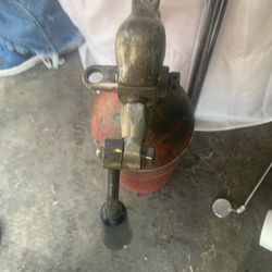 VINTAGE  RANDOLPH  FIRE  EXTINGUISHER  TANK IS FULL AND IN WORKING CONDITION  ALAMO FIRE EQUIPMENT CO.  $75 Or Best Offer