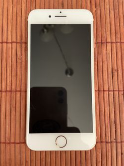 iPhone 8 Rose Gold (Locked)