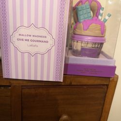 Lattafa Mellow Madness, Topper  Cap Error