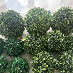 Topiaries With Tags! 