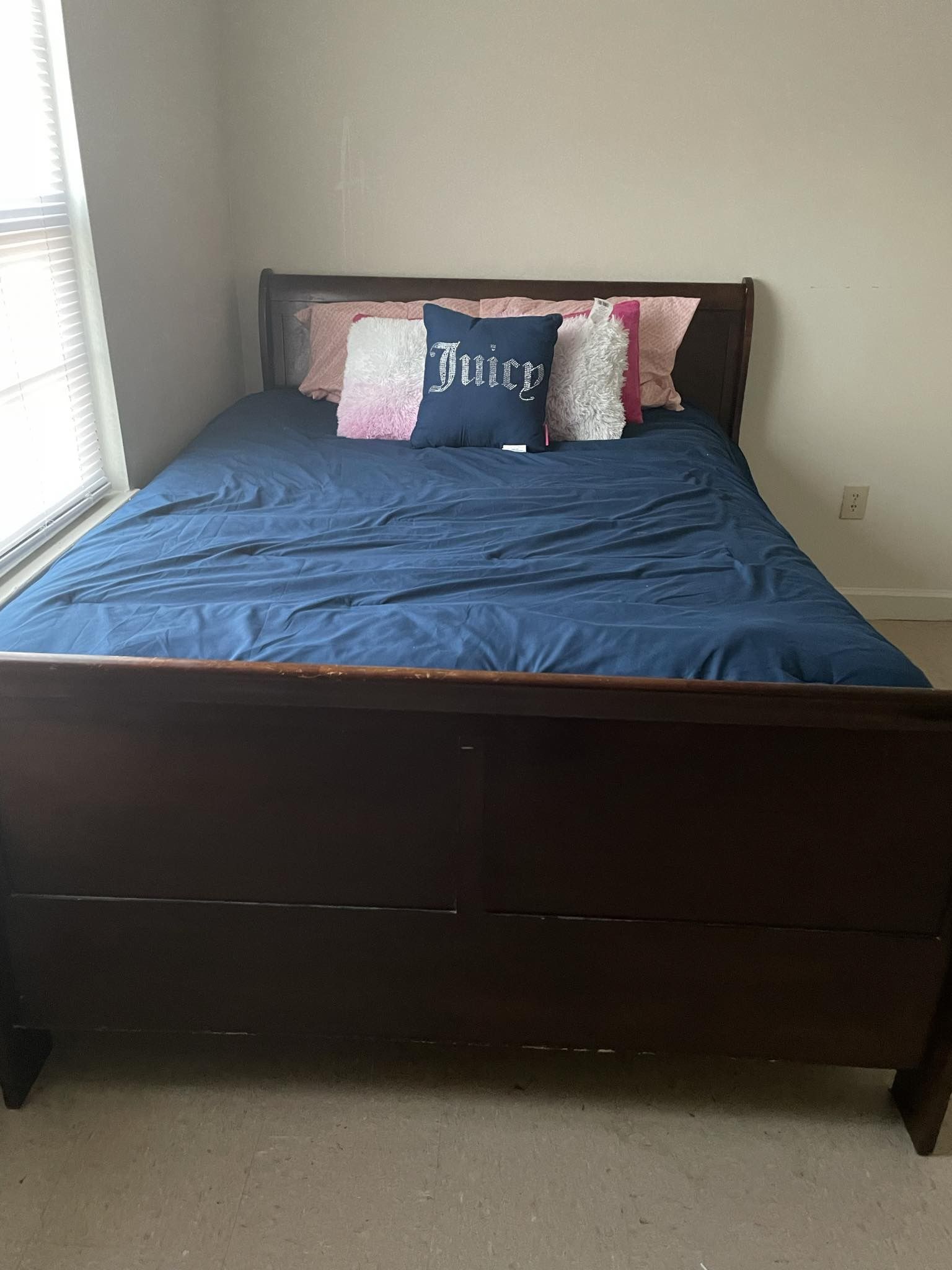 Queen Size Bed