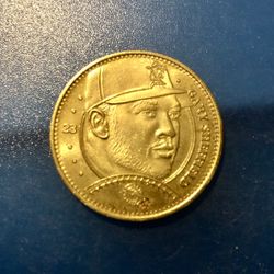 1997 Pinnacle Mint Baseball Gary Sheffield Bronze Coin In Mint Condition! 