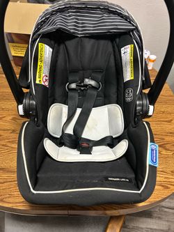 Infant car seat