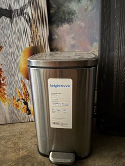 Brightroom Trash Can