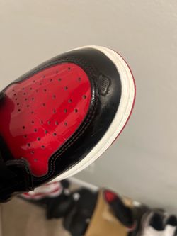 Jordan bred patent leather 1s size 11 flaw on toe box