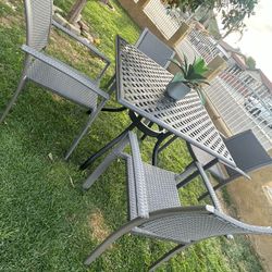 Brand New Patio Outdoor Dining Table Set