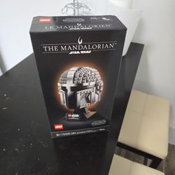LEGO Star Wars The Mandalorian Helmet