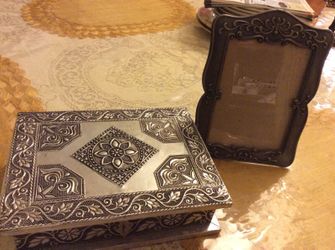 Frame + box