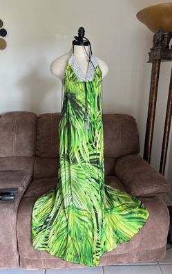 Small Long Green Dress