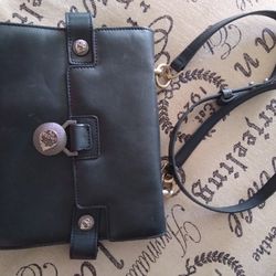 Versace Authentic Designer Bag Crossbody Black Purse Mariconera Leather  Excellent for Sale in El Paso, TX - OfferUp