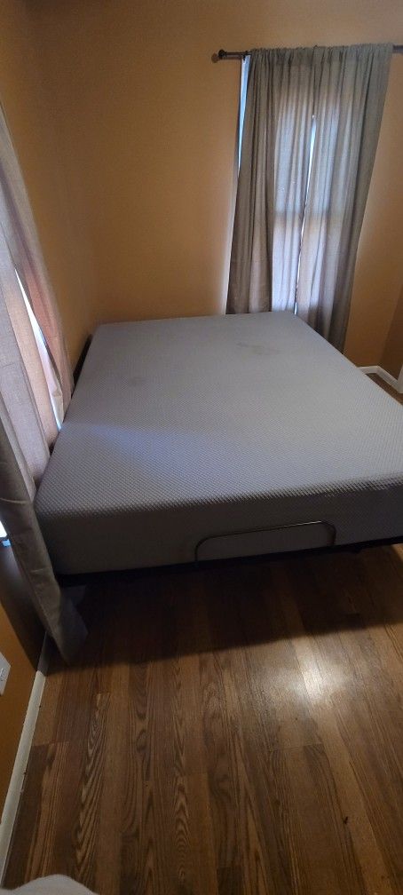 Queen Size Bed With Reclineing Bed Frame