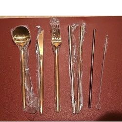 7 Pce Rose Gold Cutlery Teavel Set