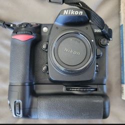 Nikon D200 + LENS + camera bag