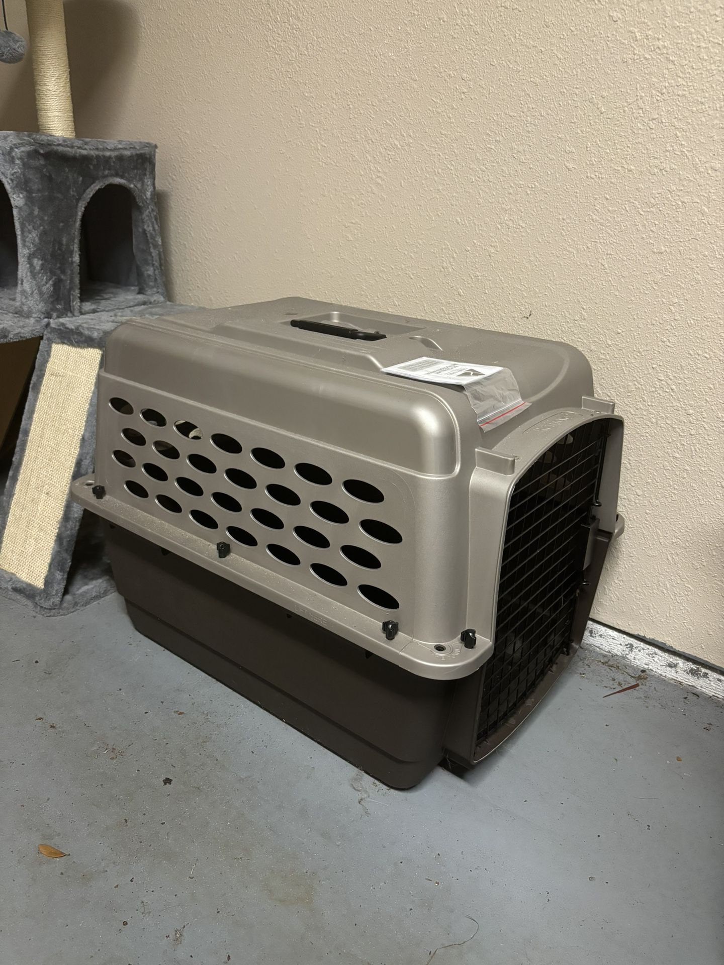 Animal Kennel -Medium