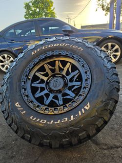 Rines 17x9 Nuevos Con Llantas Bfgoodrich ko2 275.70.17