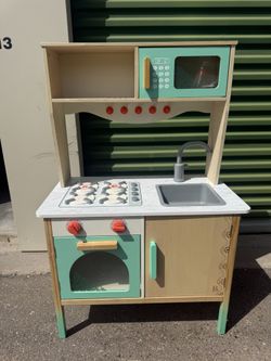 Kids Play Kitchen