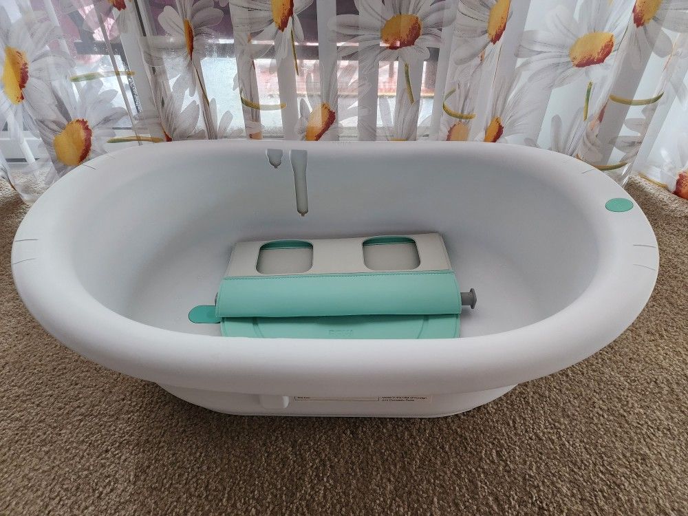 Frida Baby Bath Tub 6-9 Months Frida Baby Grow-With-Me Bathtub