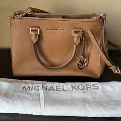 Michael Kors Purse/Bag