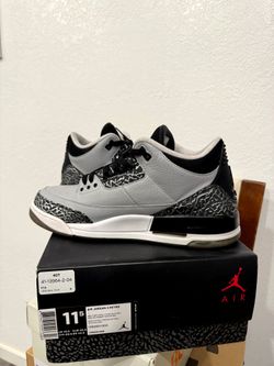 Nike Jordan 3's
