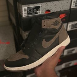Jordan 1 Retro High Palomino Size 11 Worn Once!