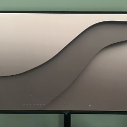 QOLED Monitor (4K 240HZ) High End