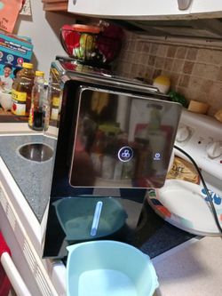 NEW COUNTER TOP ICE MAKER 25 FIRM LOOK MY POST TONS ITEMS