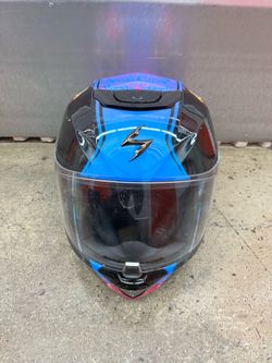 Motorcycle helmet size M