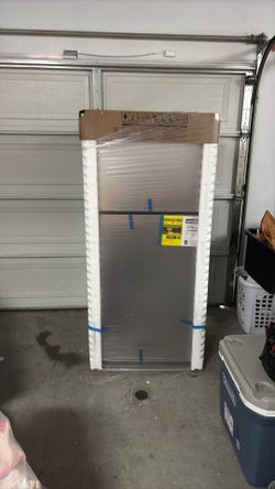 Amana New Refrigerator