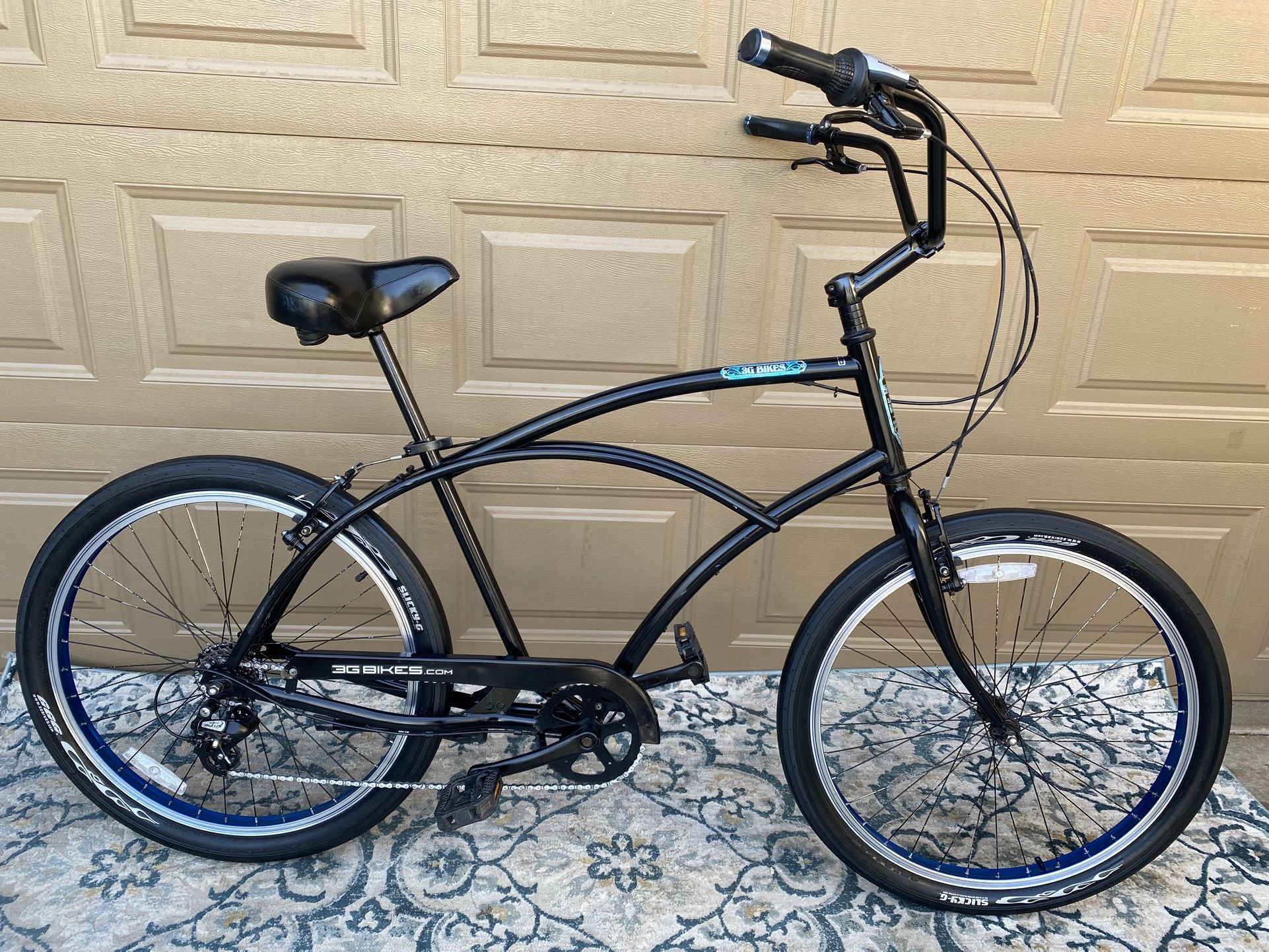 3 G Bikes Beach Cruiser