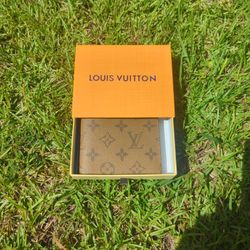 Louis Vuitton Wallet 