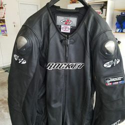 Motorcycle suit