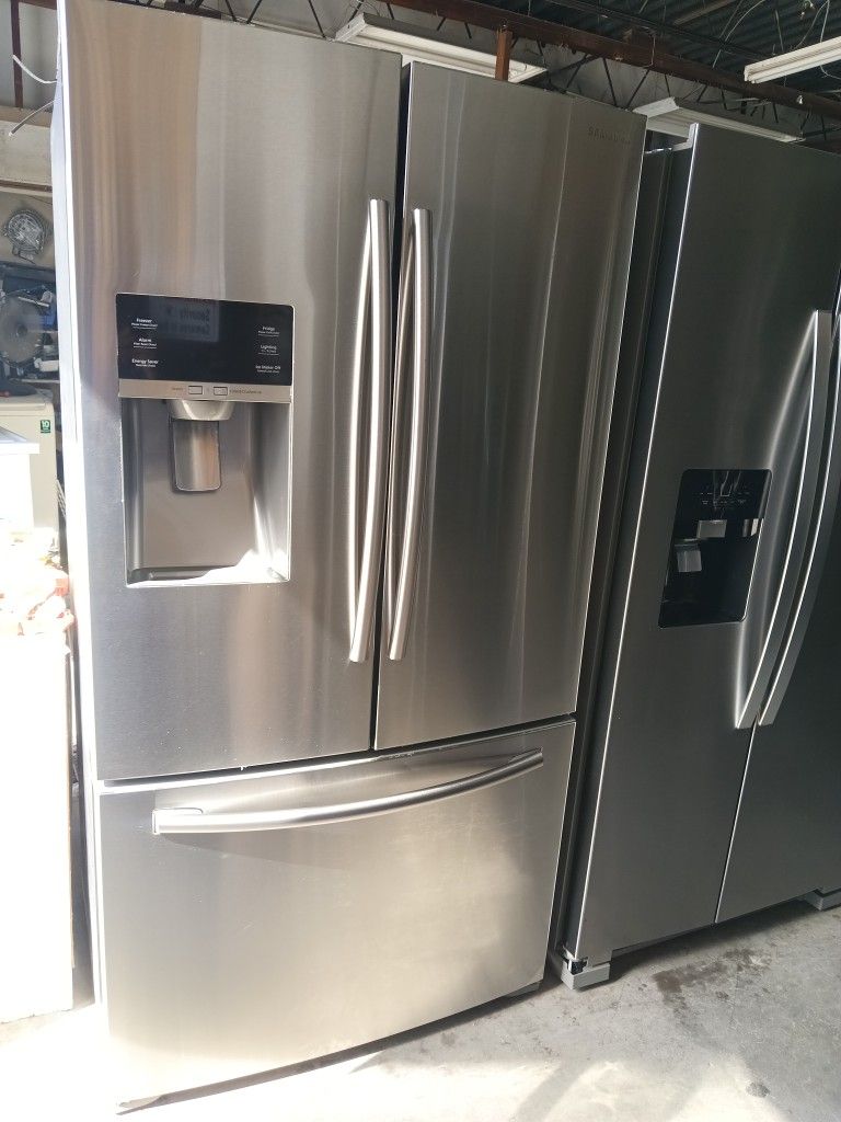 Samsung Counter Depth Refrigerator Stainless Steel Everything Works Good 💯