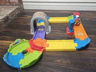 VTech Go Go Smart Wheels Choo Choo Train Playset