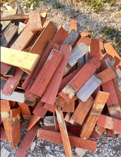 Cedar Red Leftover Wood (pick up in Del Valle Austin)