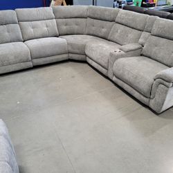 🩶 In Stock And Discounted 🩶 Brand New Sofas, Sectionals, And Recliners!