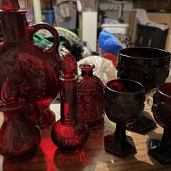 Avon Cape Cod Vintage And Strawberry Red Glassware Goblets Plate 