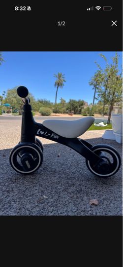 Toddler toy balance bike