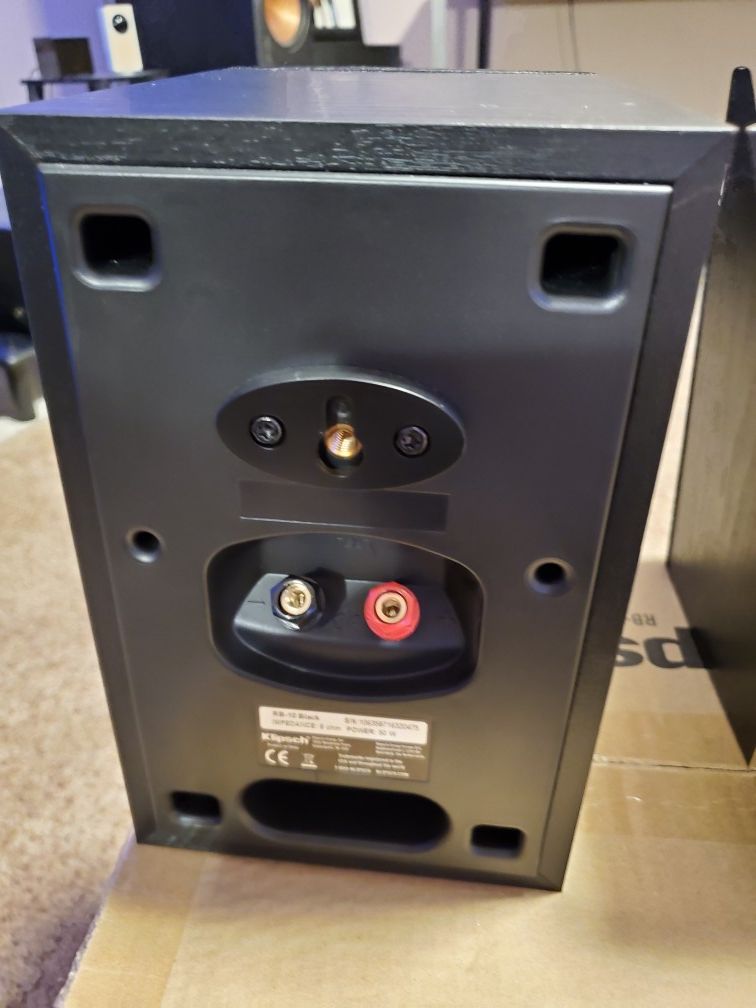 Klipsch RB10 Bookshelf Speakers Pair for Sale in Renton, WA OfferUp