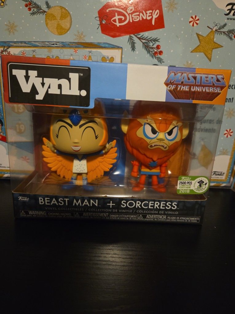 Funko Vynl Beast Man And Sorceress