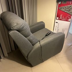 Recliner With A Heat Control From Rooms To Go