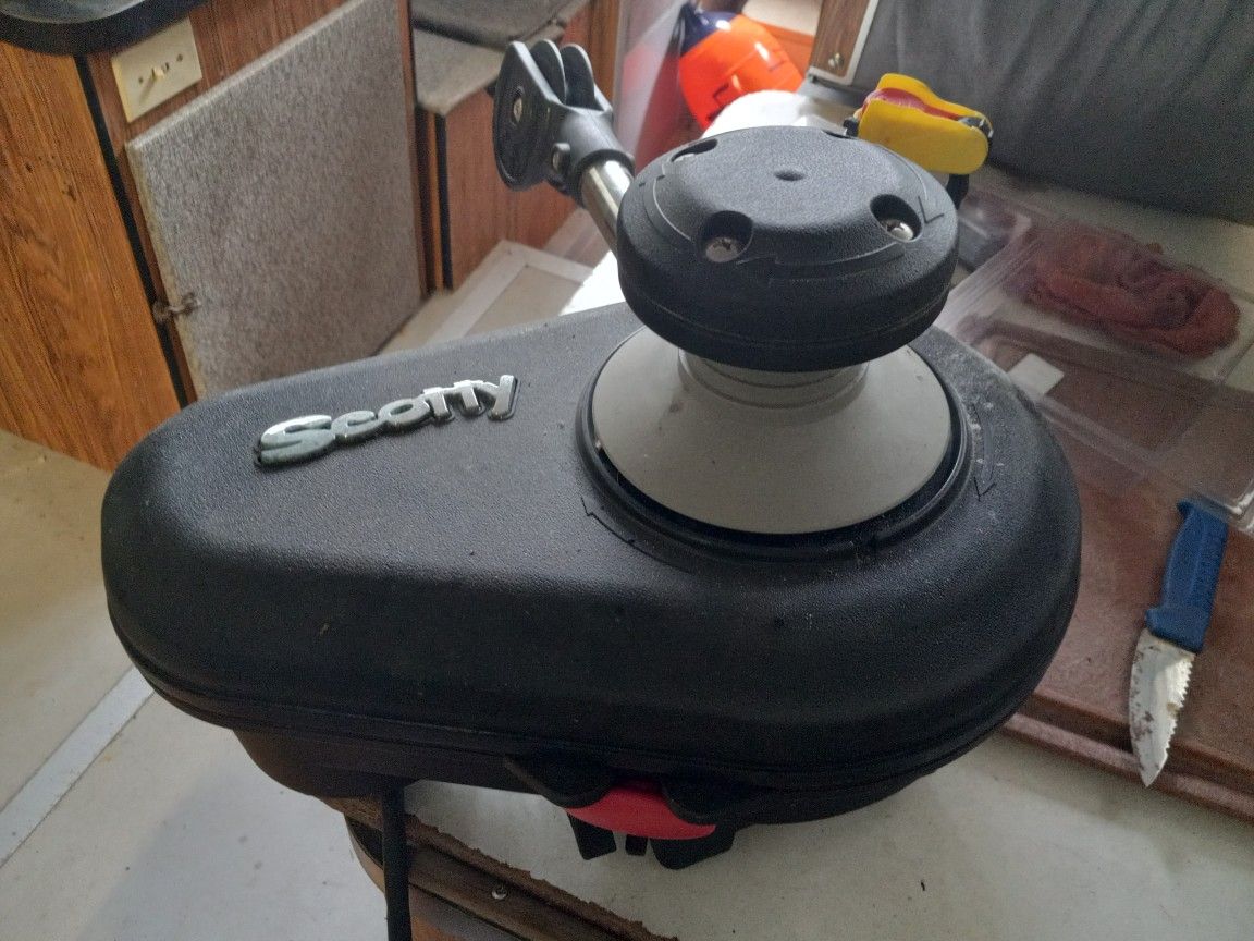 Scotty Crab Shrimp Pot Puller