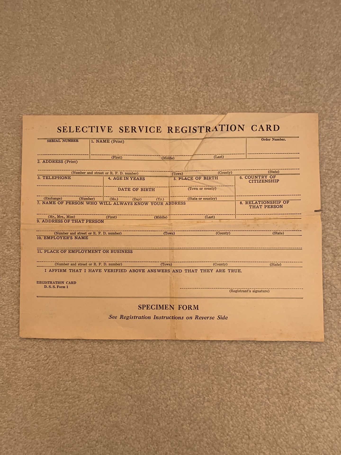 WWII SELECTIVE SERVICE REGISTRATION CARD (specimen form). 1940 Bulletin From Franklin Delano Roosevelt (Form 5)