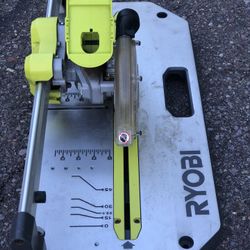 Ryobi Saw