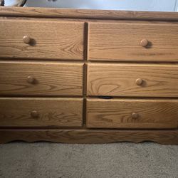 Dresser And Matching Mirror Set