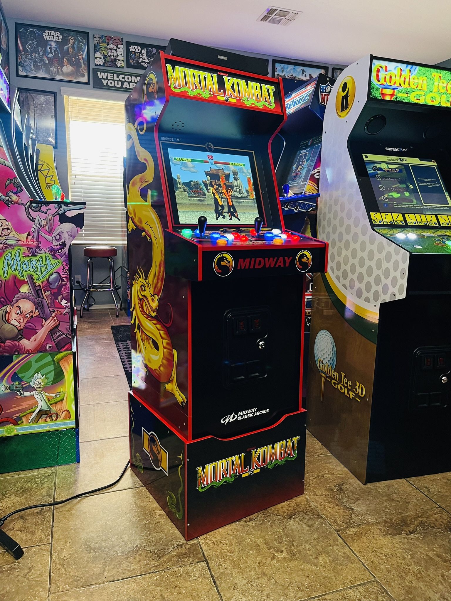 Arcade With Over 15,000 Games
