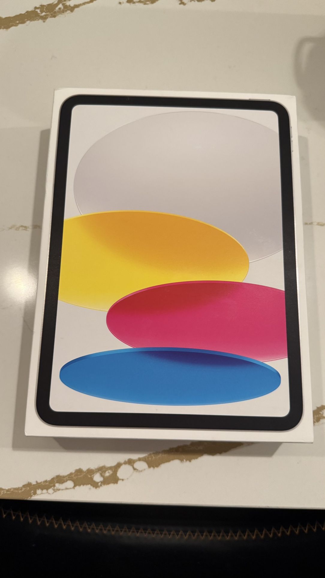 Apple - 11-inch iPad A16 chip with Wi-Fi - 256GB - Silver