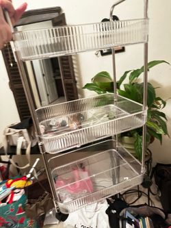 Organizing shelf