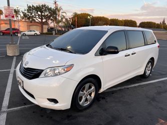 2012 Toyota Sienna